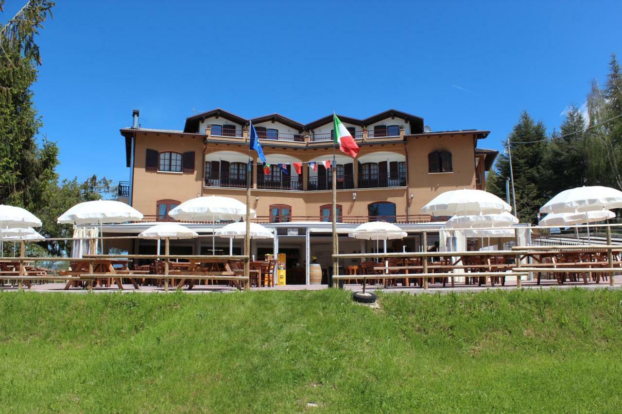 Hotel Monte Baldo Brenzone sul Garda Exterior photo